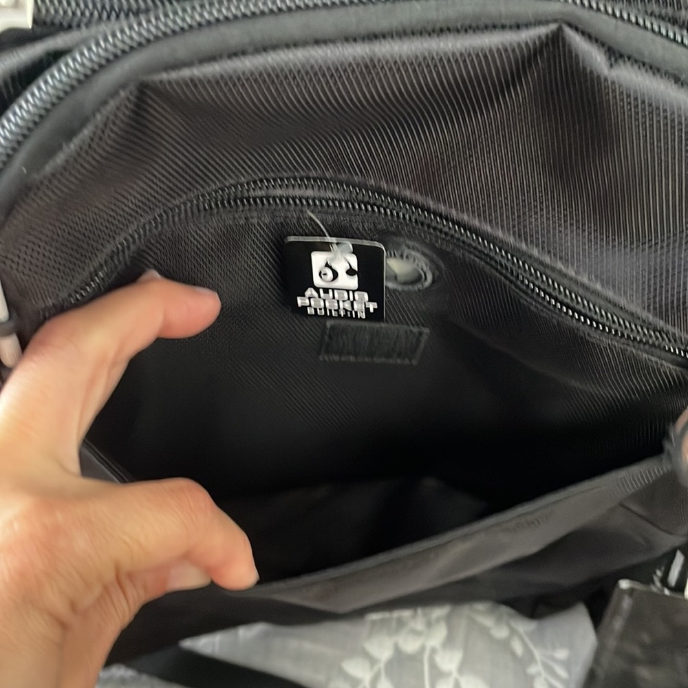 OGIO basic black backpack new - Picture 6 of 7